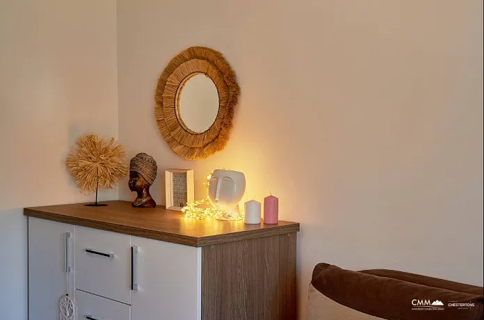 Kostanjica'da 610 m² arsa ile 55 m², 1 odalı ev